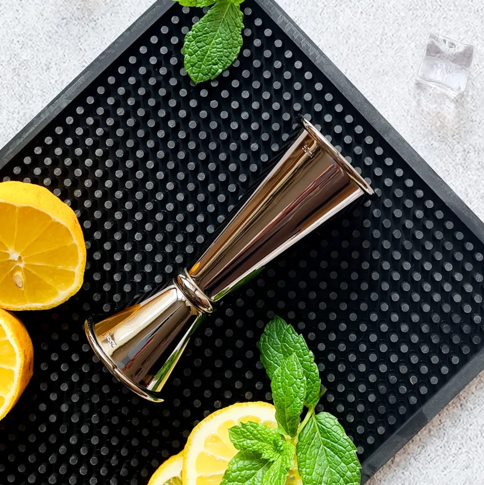 Zestaw barmański BLACK z shakerem TIN-TIN i książka DRINKI ŚWIATA